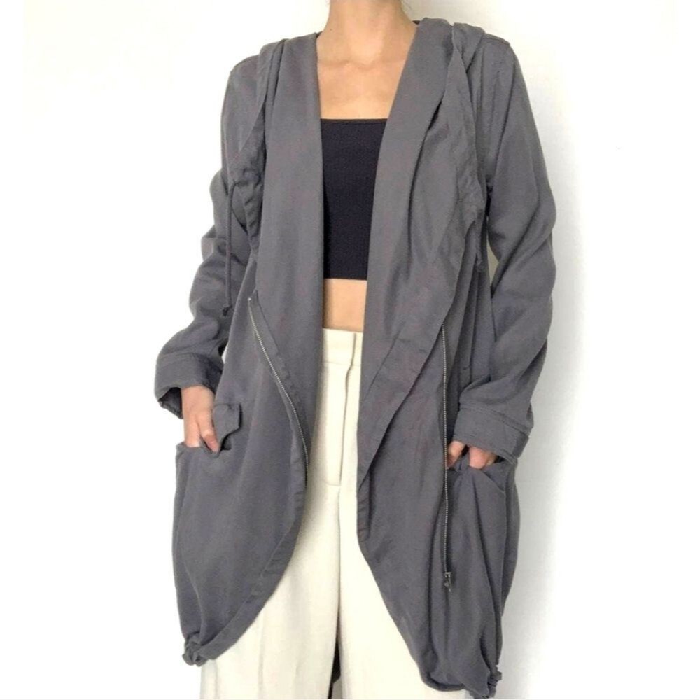Urban Outfitters Silence & Noise Waylin Gray Tencel Jacket Size XS Oversized